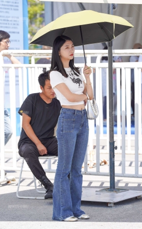 紧牛 [13P]