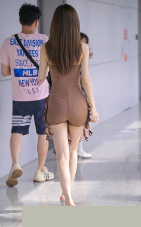 性感的紧身连体衣美女3A8266[7.78G]