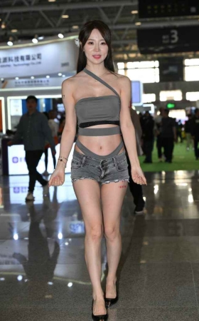 牛仔短裤好身材 [144P-2.75GB]
