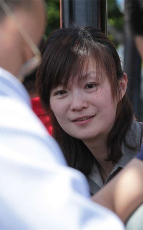 No241 白皙少妇沾沙嫩足全特写