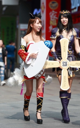 COSPLAY 女孩 （13） [13P]