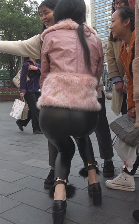 皮裤妹子