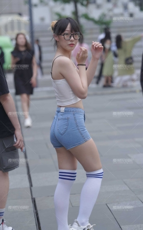 热裤美臀 [19P]