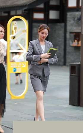 美腿，肉丝， 职工美女销售员3A1367[374M]