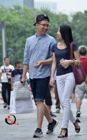 16.8.21 白色紧身裤 [24P]