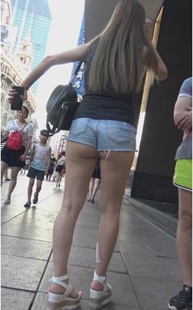 国外超短热裤妹子