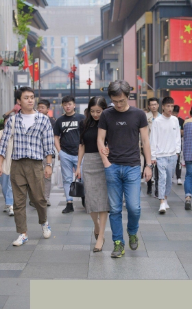 一代美人，肉丝高跟太迷人3A1484[868M]