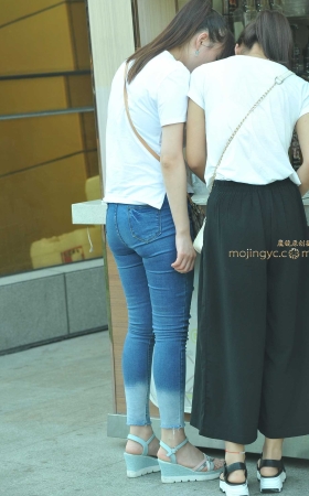 2016-07-27紧身牛仔妹妹16张 [16P]