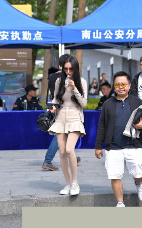 短裙，肉丝，小白鞋美女3A1518[449M]
