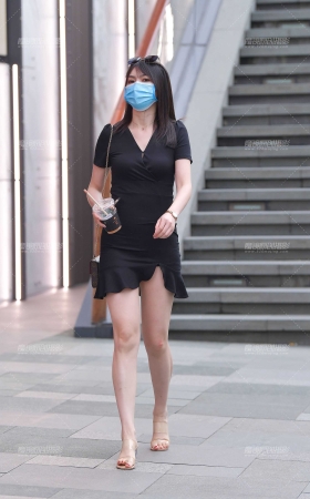 美腿小姐姐 [14P]