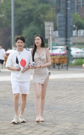 性感如美丽并存的媳妇