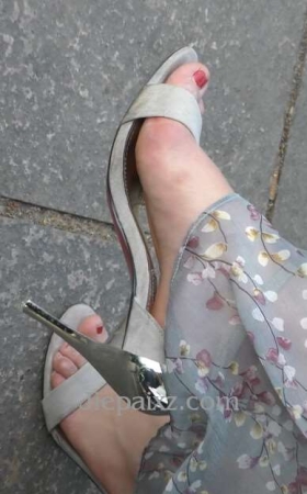 4k超清，极品干净美足凉高跟文艺小清新美女