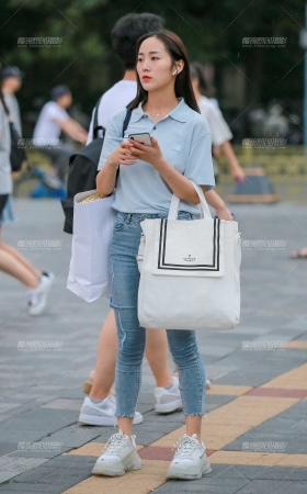清纯学生妹 [14P]