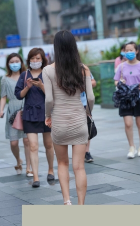 高挑的包屯裙女孩MJ1210[588M]
