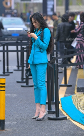 紧身西服高跟** [24P]