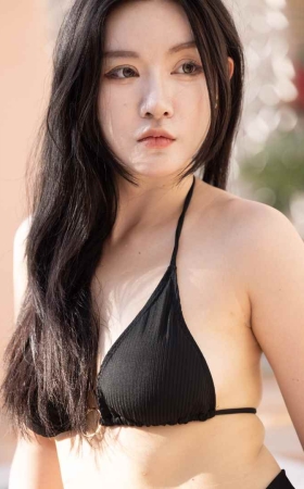 黑色比基尼泳装 [155P-1.00GB]