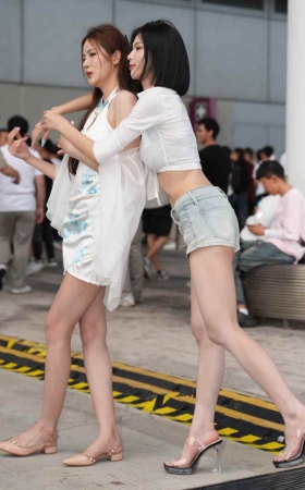 热裤凉高美腿 [70P-2.24GB]