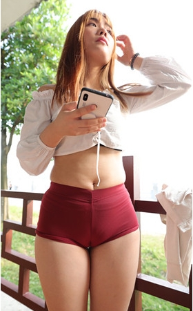 超紧红色热裤 【套图+视频】