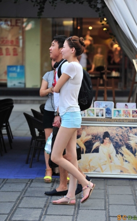 极品美少妇，18P [18P]