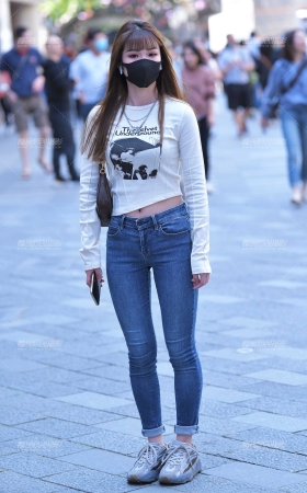 牛仔小妹 [15P]