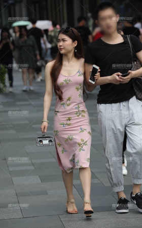 裙子后摆~~~湿了 [15P]