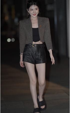 白白的美女(85P)