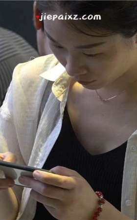 你慢慢吃鸡，大伙慢慢欣赏 [2.15 GB/avi]