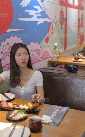 打工小妹的星期天（下）