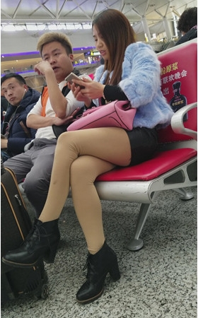 肉色丝袜小妹
