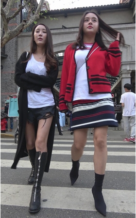 几个漂亮的美女小姐姐