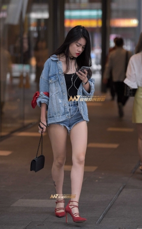 牛仔辣妹 [23P]