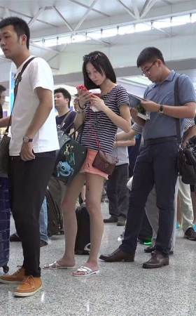 迎新春：长身美女的纤长美足