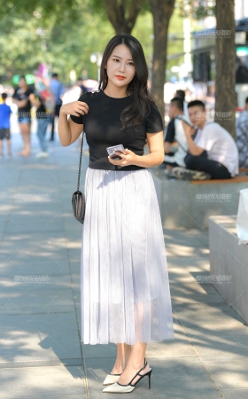 美丽白长裙 [14P]