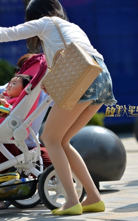 热裤肉丝 [33P]