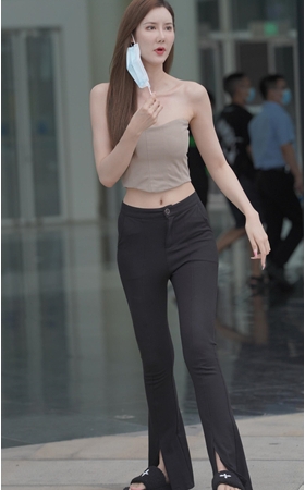 白皙黑裤美女(29P)
