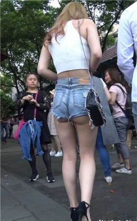 4k-高腰热裤肉臀性感美女第二季 [3.12 GB]