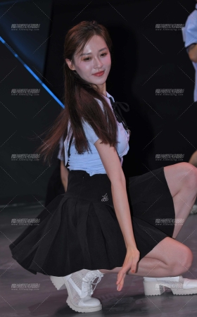 百万粉丝的神勇小龙鼠 [13P]