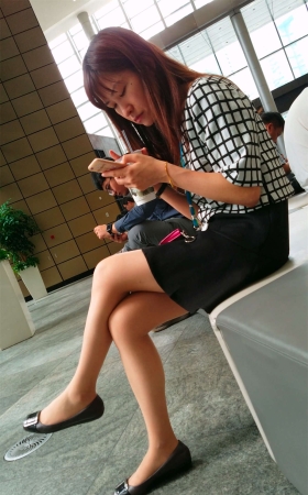 超漂亮的公司文员肉丝美腿