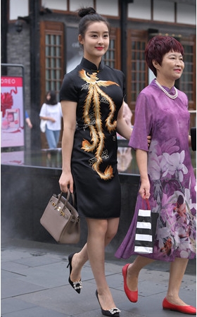黑色旗袍小姐姐(73P)