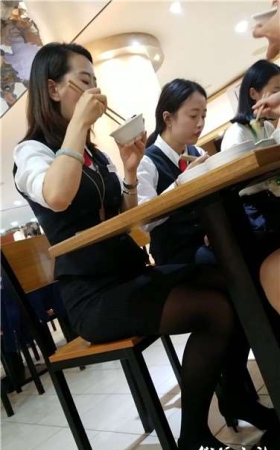4k超清，吃饭偶遇OL制服空姐
