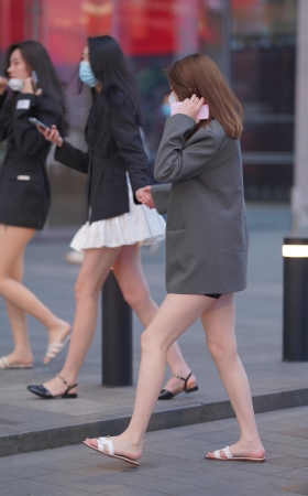 闺蜜逛街