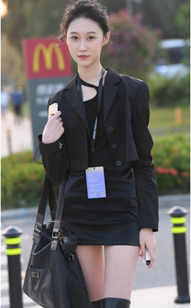 高挑的长靴美女(104P)