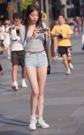 热裤 [14P]