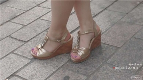 4k-极品金色坡高跟美足女神姐姐