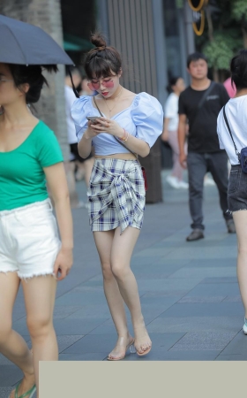 白皙小姐姐3A3325[169M]