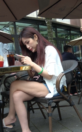 V40美腿姑娘与闺蜜的下午茶时间 [151 GB/4K]