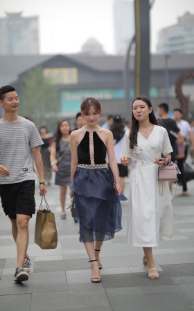 漂亮的气质美女