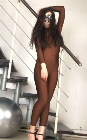 秀工作室心心紧身连体衣美女热舞 [243 MB]