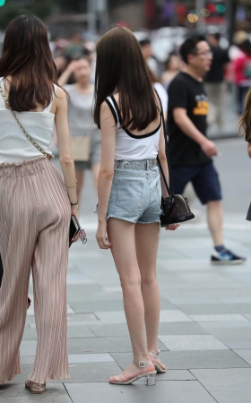 好像杨幂的小姐姐