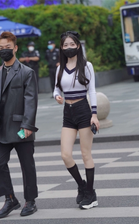 清秀漂亮